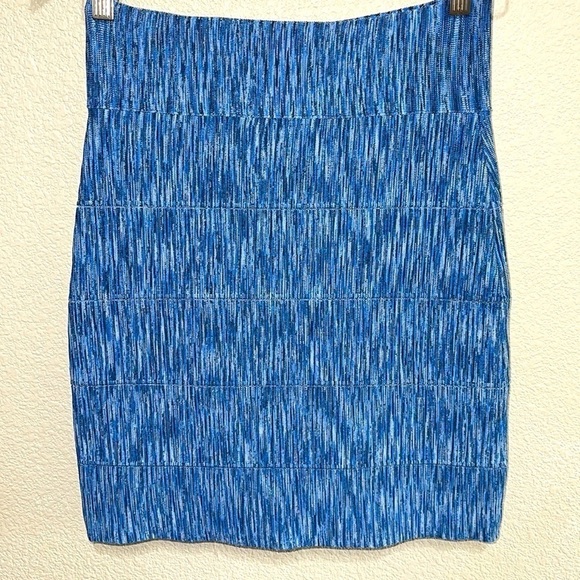 BCBG MAXAZRIA Blue Skirt - Picture 1 of 6